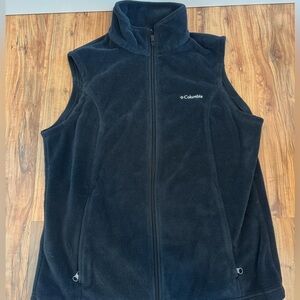 Columbia Black Fleece Vest